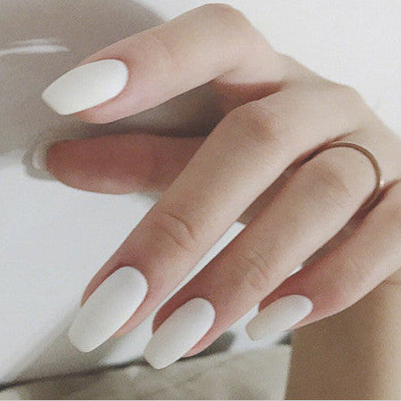 Matte Almond Press On Nails Gomaki