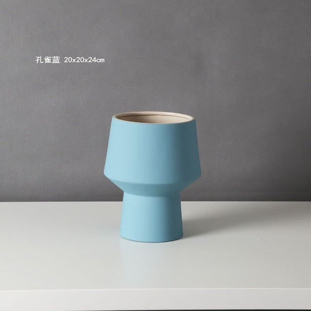 Modern Minimalist Decorative Vases Gomaki