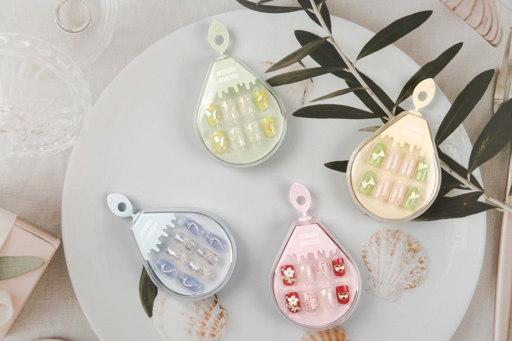 Elegant Pearl And Plaid Press On Nails Gomaki