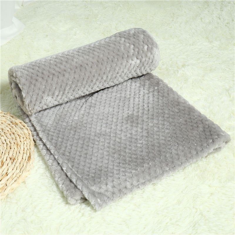 Warm Washable Fleece Throw for Dogs and Cats Gomaki shop