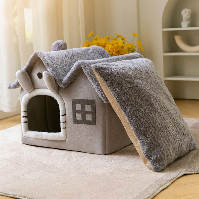 Cozy Plush Pet House Bed Gomaki
