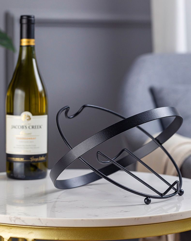 Modern Gold Metal Wine Bottle Holder Gomaki