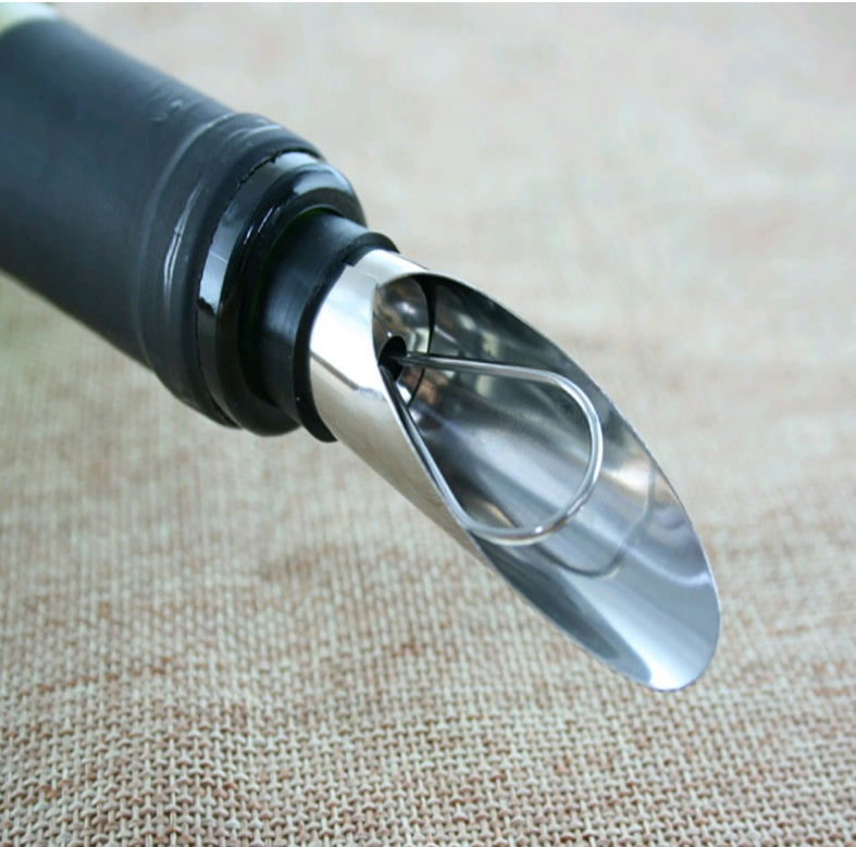 Premium Wine Pourer Spout Gomaki