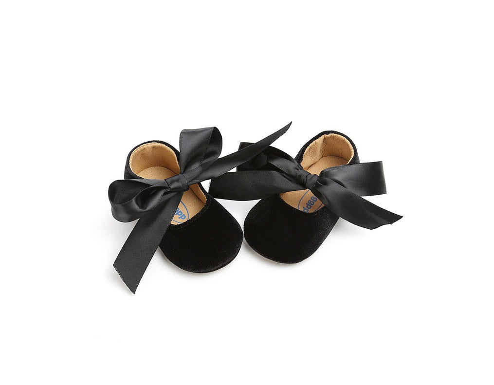 Velvet Baby Girl Shoes with Satin Ribbon Gomaki