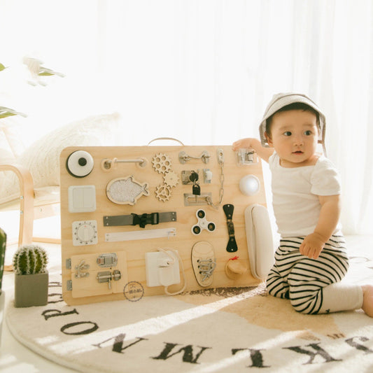 Gomaki Kids Montessori Busy Board